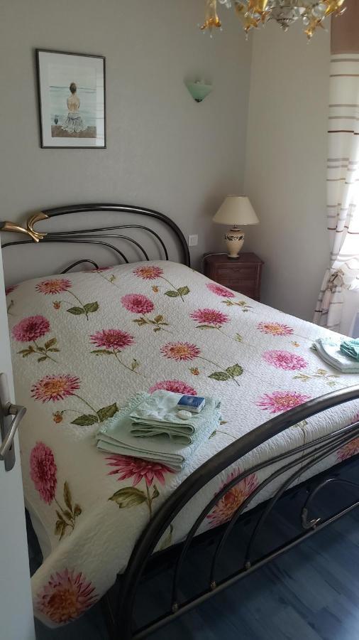 Le Calme Bed and Breakfast Plessé Exteriör bild