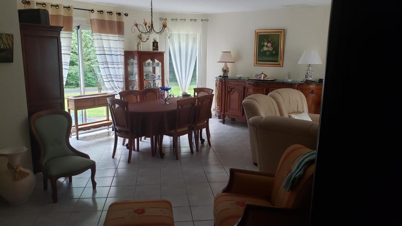 Le Calme Bed and Breakfast Plessé Exteriör bild