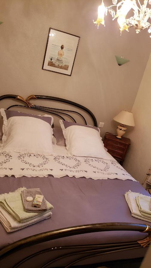 Le Calme Bed and Breakfast Plessé Exteriör bild